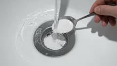 Pridajte k sóde jednu zložku a upchatie zmizne za 10 minút – jednoduchšie to už ani nejde